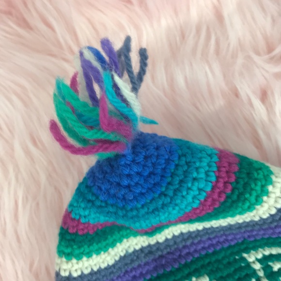 Alpaca Imports Knit Beanie - Picture 7 of 11